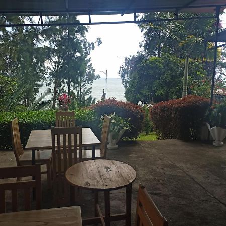 Maddy'S Kitchen And Accomodation Gisenyi Luaran gambar